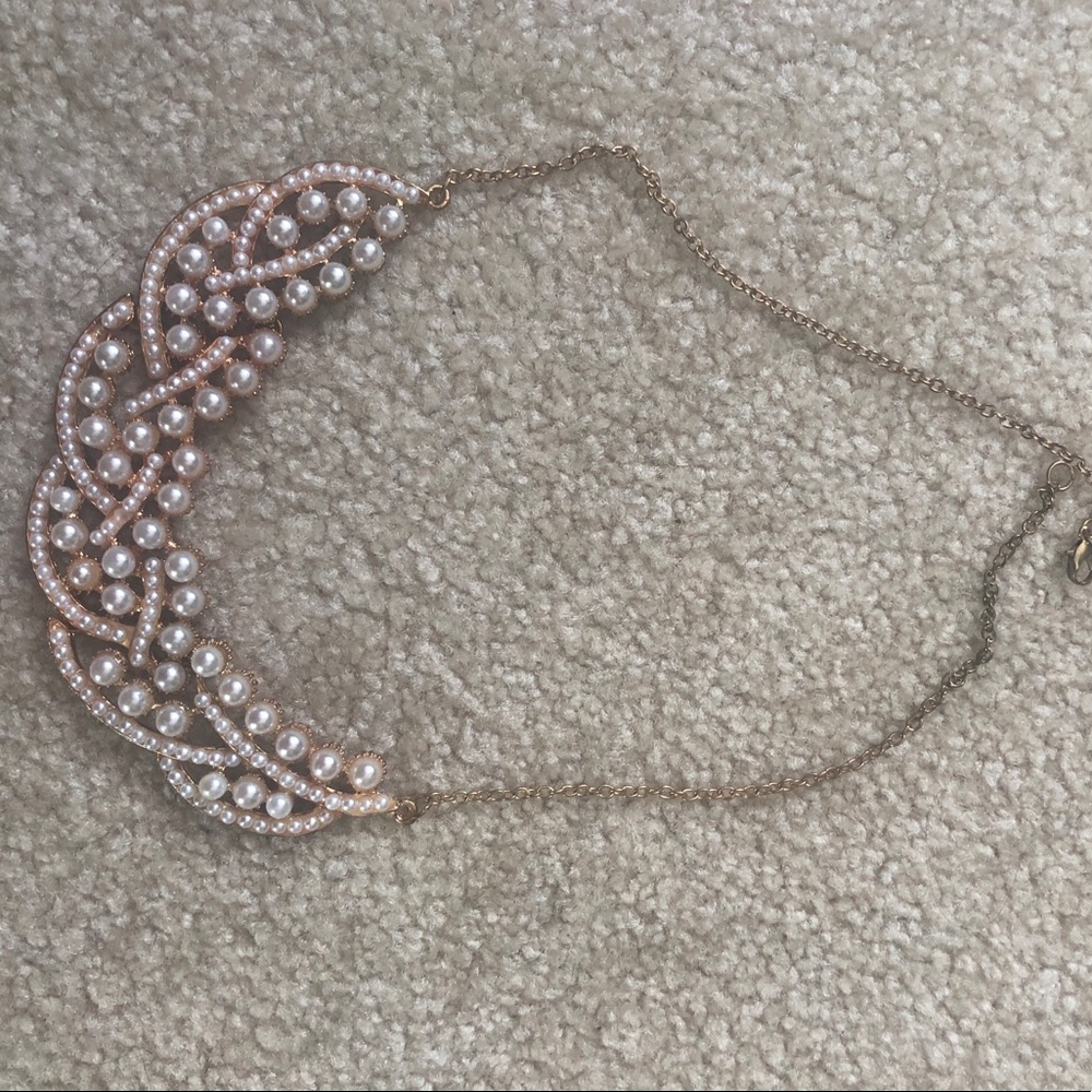 Statement necklace